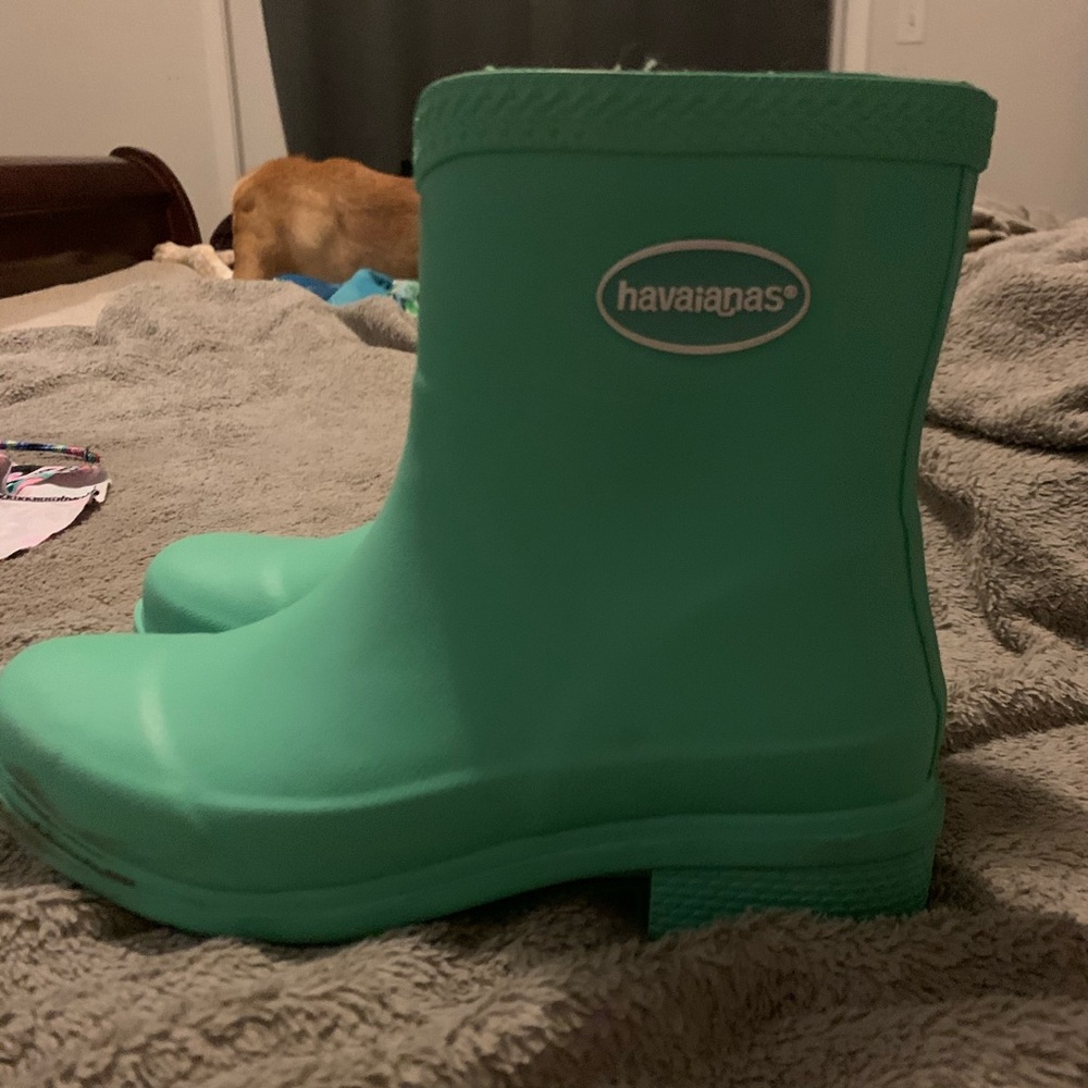 COPY - Havaianas teal rain boots size 6